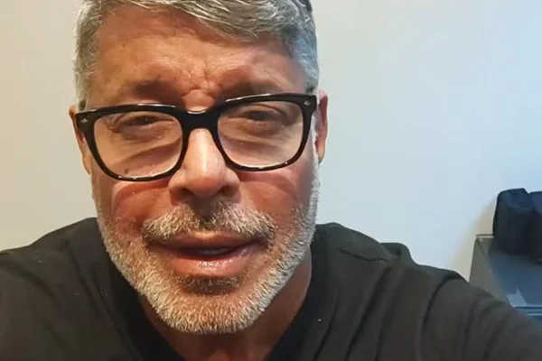 Alexandre Frota detona produção do Domingo Legal - Metrópoles