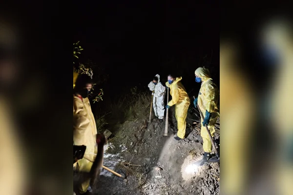 Enterrada e amarrada: adolescente desaparecida é encontrada morta