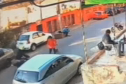 Segundo testemunhas, o motociclista estava acima da velocidade máxima permitida na via e empinava a moto