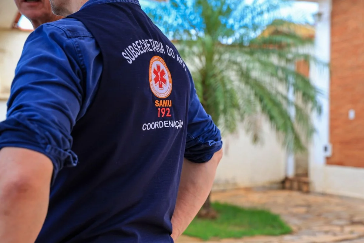 Idosa foi encontrada com “bicheira” na gengiva, infecção causada por larvas de moscas. Outros 12 idosos foram resgatados em casa de repouso - Metrópoles Idosa foi encontrada com “bicheira” na gengiva, infecção causada por larvas de moscas. Outros 12 idosos foram resgatados em casa de repouso - Metrópoles
