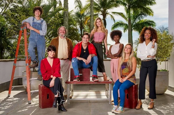 Netflix inicia filmagens da comédia romântica brasileira Ricos de Amor