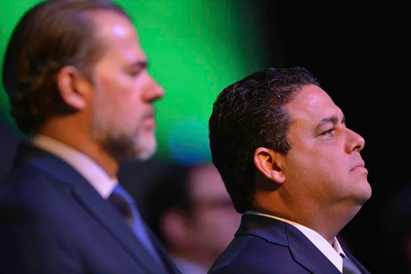Presidente da OAB a Bolsonaro: “A paciência que terminou é a da sociedade”