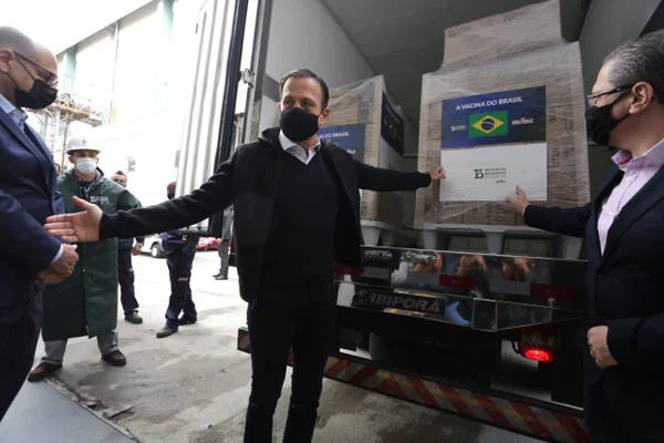 Doria pede à União Europeia que aceite vacinados com Coronavac