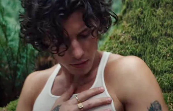 Shawn Mendes lança clipe de música inédita. Confira