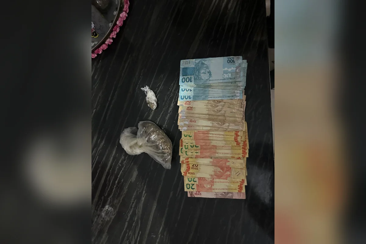 Traficantes que monitoravam policiais é alvo da PCGO: “Fica 0 flagrante” - imagem 7 Traficantes que monitoravam policiais é alvo da PCGO: “Fica 0 flagrante” - imagem 7