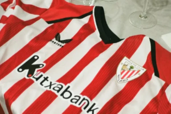 Athletic Bilbao pode ser processado por novo uniforme; entenda