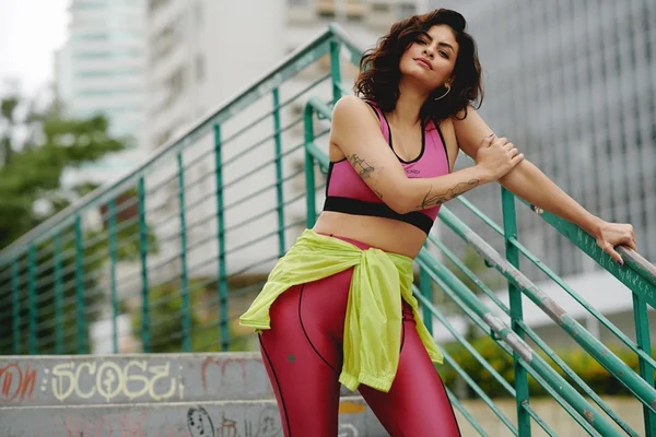 Cores e inspiração nas ruas são destaque na coleção Olympikus Crew