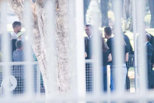 “Política do fecha tudo era para me derrubar”, diz Bolsonaro
