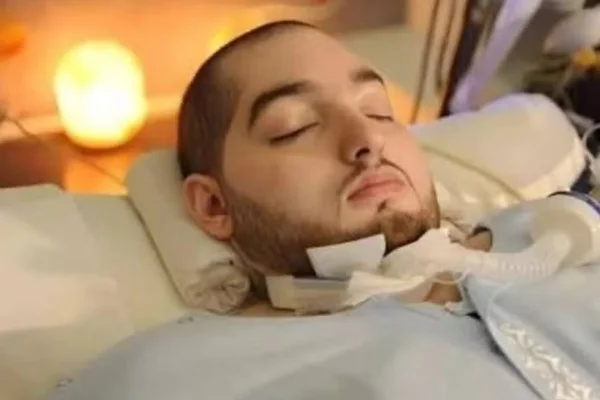 "Príncipe adormecido" morre na Arábia Saudita após 20 anos em coma - Metrópoles