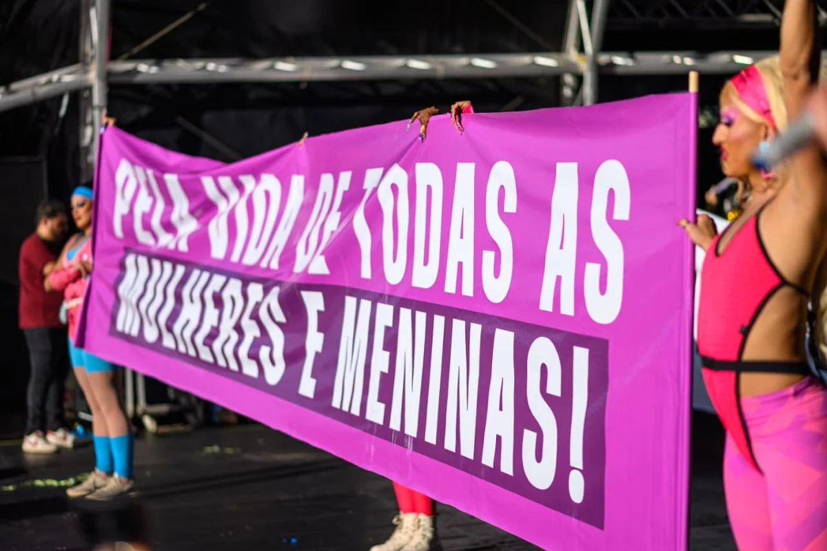 Bloco das Montadas faz campanha contra o feminicídio e a violência de gênero Bloco das Montadas faz campanha contra o feminicídio e a violência de gênero