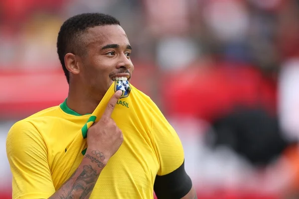 Após quatro meses de namoro, Gabriel Jesus está solteiro de novo