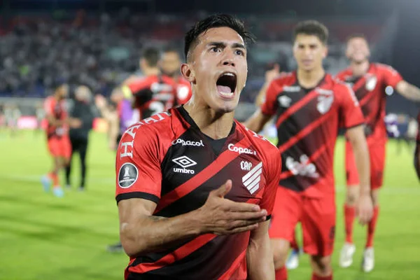 Jornal Olé vibra com o único argentino na final da Libertadores