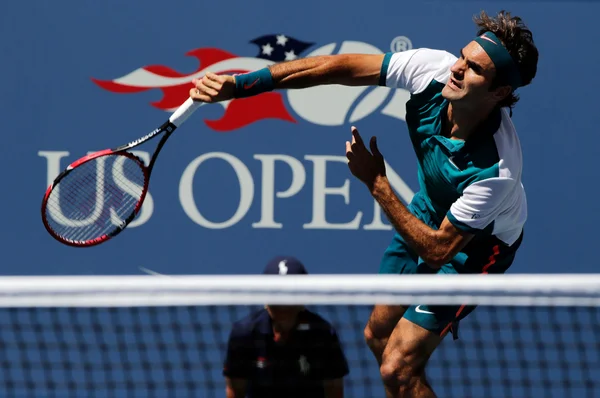 Após lesão, Federer diz “não estar 100%” e desiste de Roland Garros