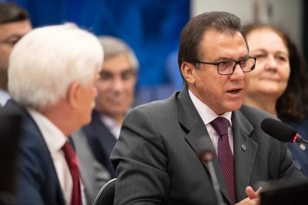 Ministro do Trabalho, Luiz Marinho, participa de audiência na Câmara dos Deputados - Metrópoles