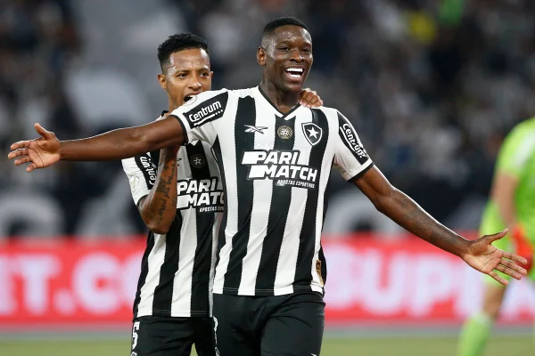 Imagem colorida de Luiz Henrique do Botafogo - Metrópoles
