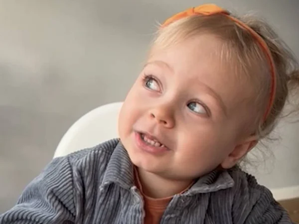 Após sucesso no Natal, Itaú lança comercial de Ano-Novo com bebê Alice