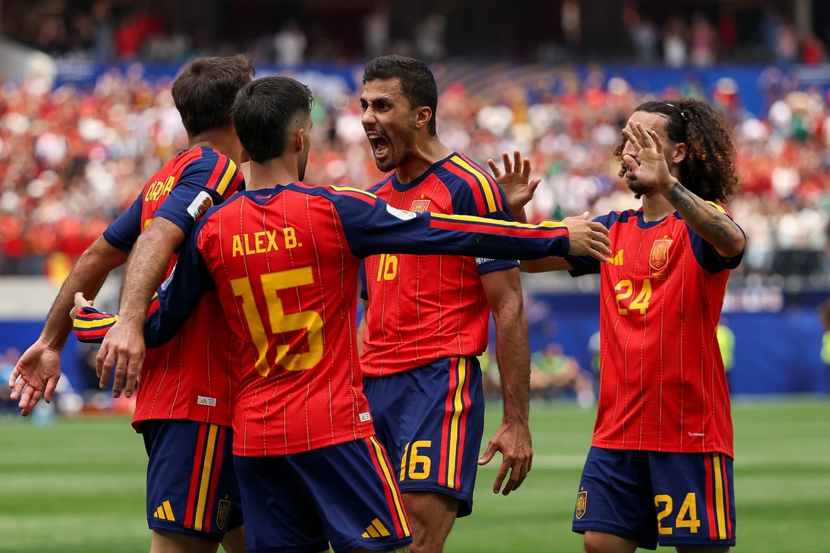 Espanha e Bélgica se enfrentam em jogo crucial pela vaga na semifinal da Copa do Mundo