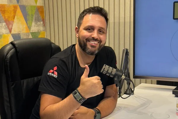 Munir Orra viralizou nas redes sociais por mostrar como conseguiu faturar R$ 320 mil em um ano sendo motorista de aplicativo em São Paulo - Metrópoles