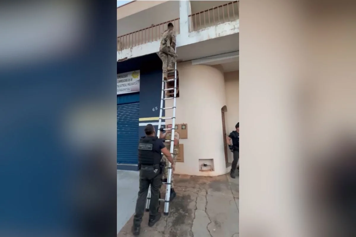 Trio usava balde e corda para distribuir drogas e medicamentos no interior de SP Trio usava balde e corda para distribuir drogas e medicamentos no interior de SP