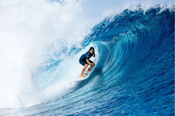 De volta: Medina confirma retorno ao Circuito Mundial de Surfe em 2026