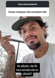 Zé Felipe rebateu críticas à frequência escolar dos filhos Zé Felipe rebateu críticas à frequência escolar dos filhos