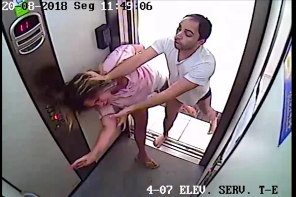 Cantor de forró se pronuncia após agredir a ex na frente do filho