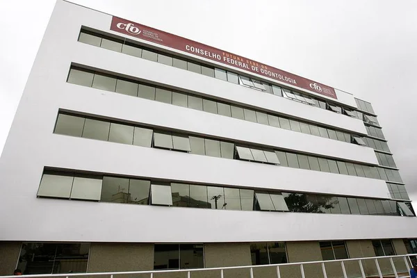Aberto concurso com 125 vagas para Conselho de Odontologia