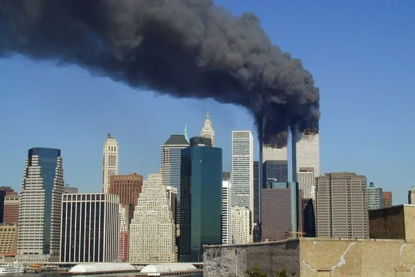 imagem colorida atque torres gêmeas 11 de setembro nova york - Metrópoles