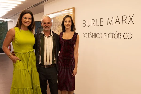 Carlos Silva media visita guiada à exposição Burle Marx
