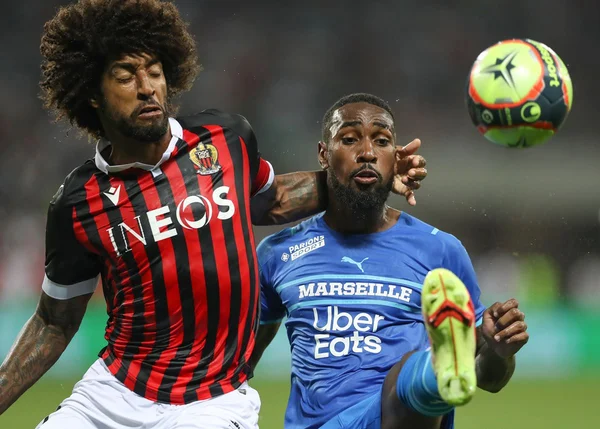 Em confusão na França, Gerson cai na porrada com torcida do Nice