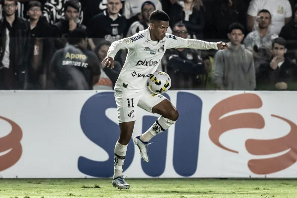 Santos reencontra Corinthians após goleada e busca reabilitação