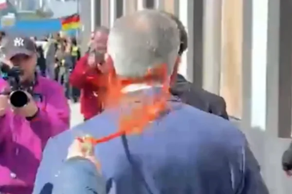 Reza Pahlavi príncipe exilado do Irã