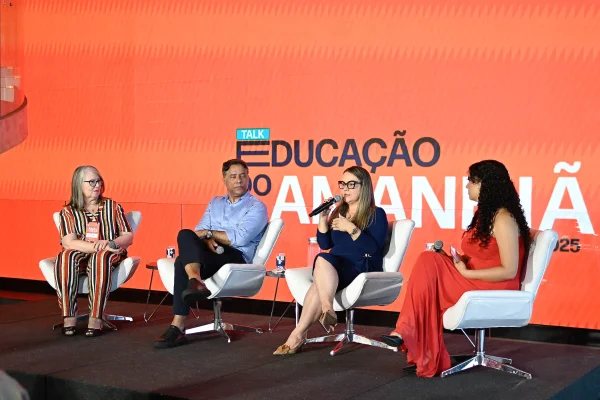 Painel 2 do talk Educação do Amanhã, promovido pelo Metrópoles no Sesi Lab, com Denise de Felice, Jaime Ribeiro e Laessa França. Intermediação de Yngrid Duarte