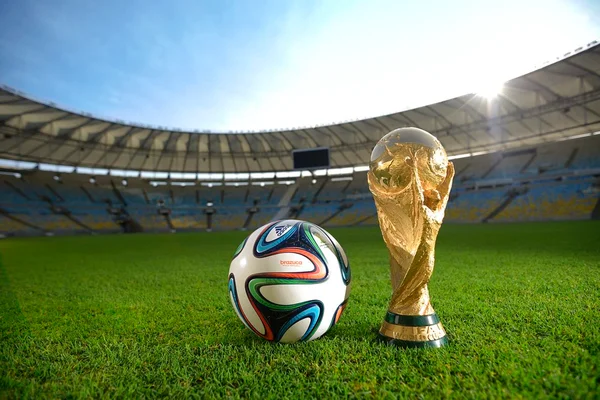 Presidente da Uefa ameaça boicotar plano da Fifa de Copa a cada 2 anos