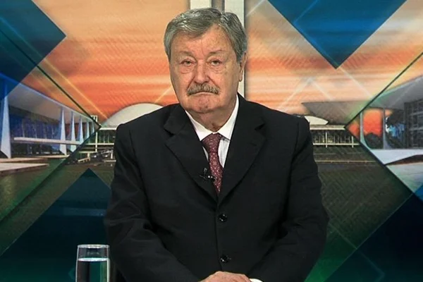 Morre o jornalista, professor e advogado Carlos Chagas, aos 79 anos