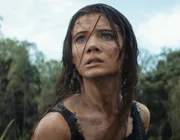 Este novo filme se passa muitas gerações, cerca de 300 anos, após a morte César Este novo filme se passa muitas gerações, cerca de 300 anos, após a morte César