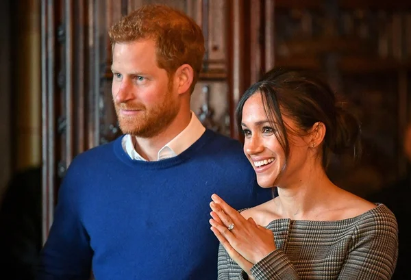 Meghan Markle está em trabalho de parto, afirma Palácio de Buckingham