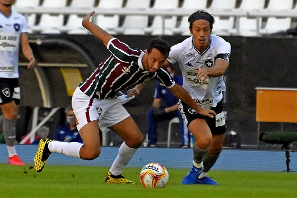 Nenê e Honda