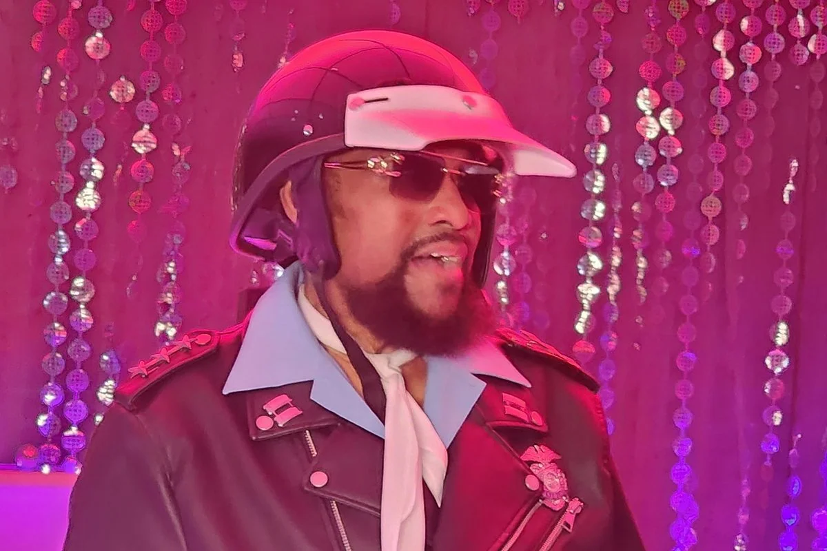 Victor Willis era o policial do grupo Village People Victor Willis era o policial do grupo Village People