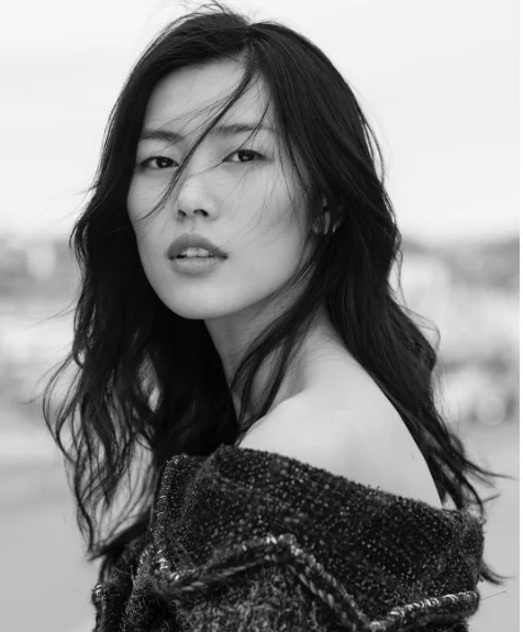Liu Wen é uma modelo chinesa Liu Wen é uma modelo chinesa