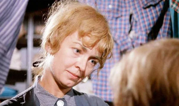 Diana Sowle, de A Fantástica Fábrica de Chocolate, morre aos 88 anos