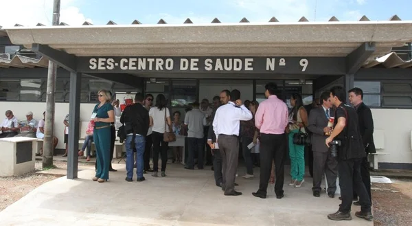 Pacientes reclamam da falta de médicos em posto de saúde do P Sul