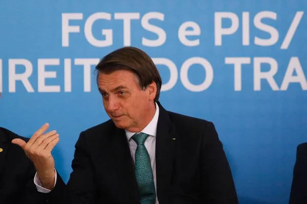 Para Bolsonaro, é “difícil” Congresso alterar valor de saque do FGTS