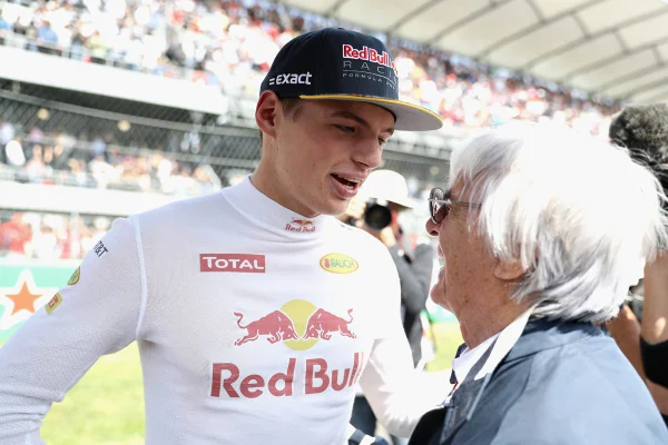 “Verstappen está sendo vítima de bullying”, diz ex-chefão da Fórmula 1