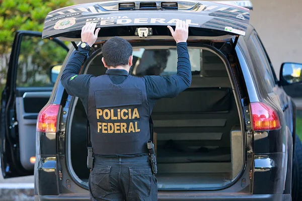 Ex-servidor do DNIT é investigado pela PF por lavagem de dinheiro