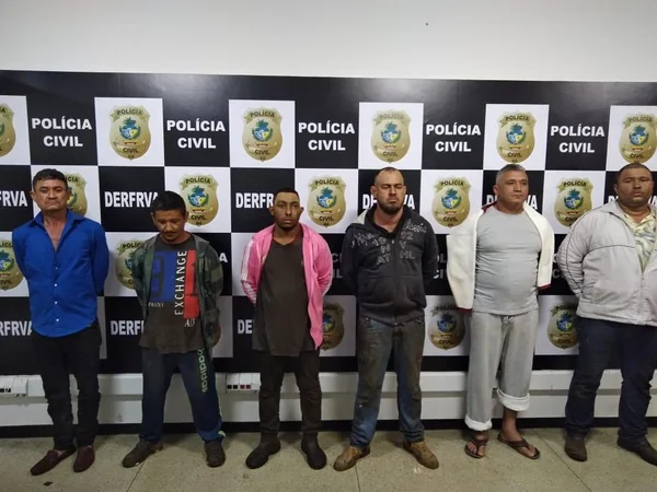 Polícia prende suspeitos de furto e desmanche de caminhão em Goiás