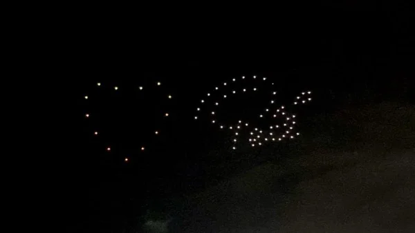 Pelé é homenageado em festas de Réveillon no Rio e São Paulo