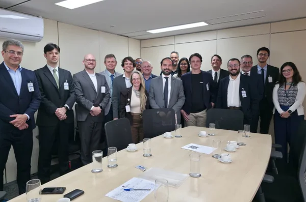 Representantes do setor do entretenimento adulto em reunião no Ministério da Justiça