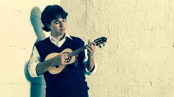 Projeto Léo Benon e os sons de Brasília celebra a música da cidade