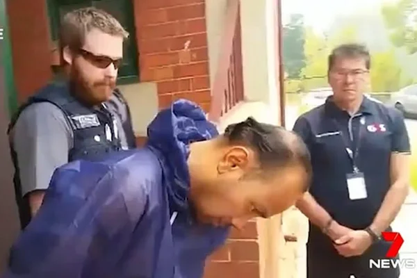 Homem é preso após causar incêndio florestal na Austrália